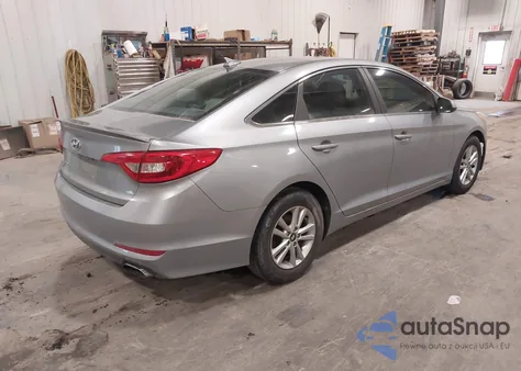 2017 Hyundai Sonata z USA, uszkodzony, nr VIN 5NPE24AF6HH517327